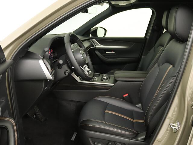 Mazda CX-60 2.5 e-SkyActiv PHEV Homura Plus | Elektrisch glazen panorama-dak | Dodehoek Ass. | LM velgen | Stoelverwarming | 360 Camera | Navigatie |