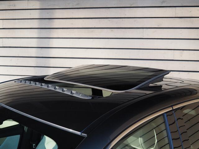 Mazda CX-60 2.5 e-SkyActiv PHEV Takumi - Dealer onderhouden - Wegklapbare trekhaak