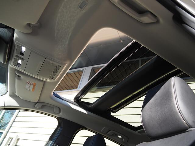 Mazda CX-60 2.5 e-SkyActiv PHEV Homura - Wegklapbare Trekhaak - Convenience & Sound Pack - Driver Assistance Pack - Panorama Pack