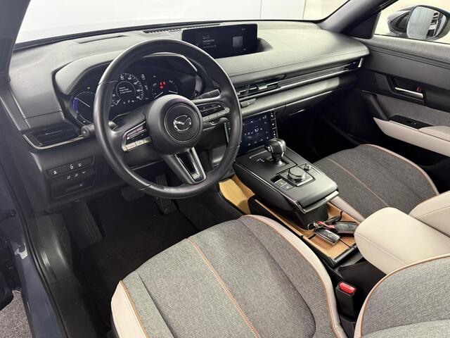 Mazda MX-30 e-SkyActiv 145 First Edition 36 kWh / Navigatie / Climate Ccontrol / Cruise Control / 36.000km