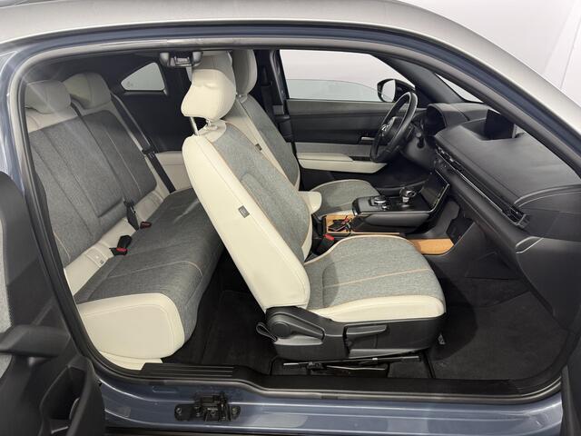 Mazda MX-30 e-SkyActiv 145 First Edition 36 kWh / Navigatie / Climate Ccontrol / Cruise Control / 36.000km