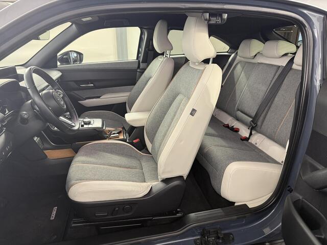 Mazda MX-30 e-SkyActiv 145 First Edition 36 kWh / Navigatie / Climate Ccontrol / Cruise Control / 36.000km
