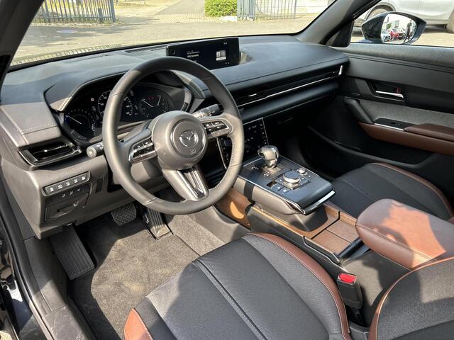 Mazda MX-30 e-SkyActiv R-EV 170 Makoto | Navigatie | 360 graden camera | Leder | Plug-In Hybrid |