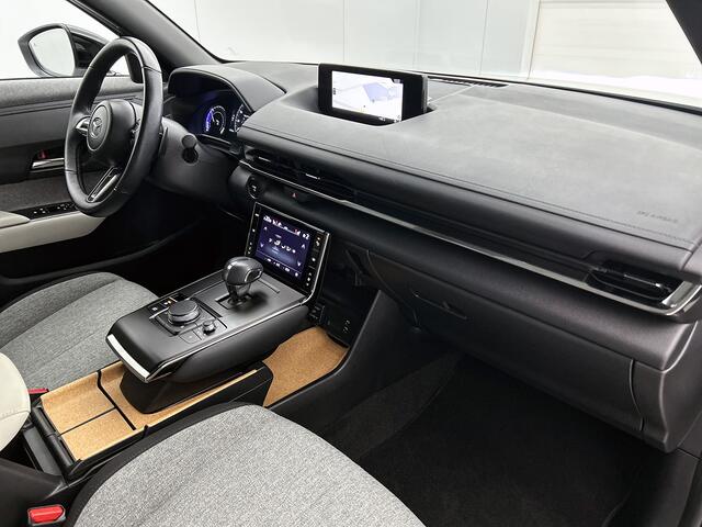 Mazda MX-30 e-SkyActiv EV 145 Exclusive-line 36 kWh | Fietsendragerhaak | Navigatie | Carplay |