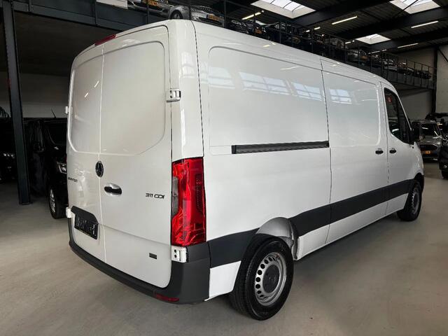 Mercedes-Benz 311 CDI Sprinter L2H1 Airco Cruisecontrol Apple CarPlay NIEUW de goed goedkoopste sprinter van het land nieuw nieuw