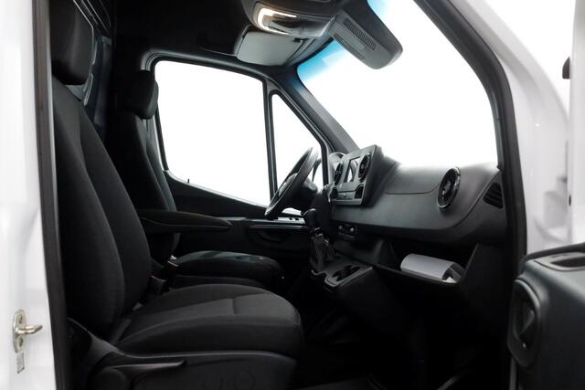 Mercedes-Benz 311 CDI Sprinter 115pk RWD L2H2 Servicewagen Airco/Camera/230V 03-2020