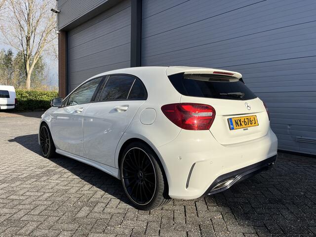 Mercedes-Benz A-KLASSE 180 Ambition AMG | PANO | CAM | KEYLES | DODEHOEK |