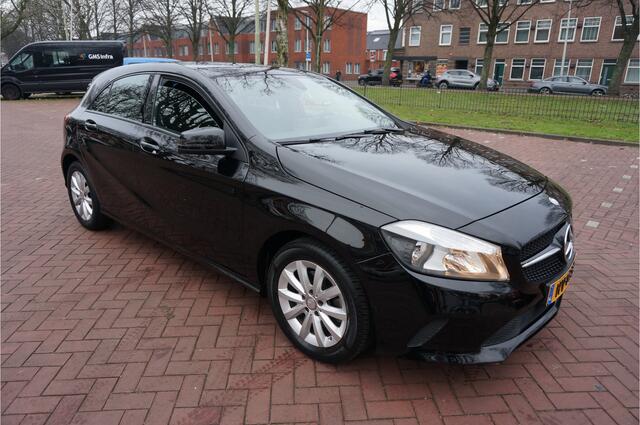 Mercedes-Benz A-KLASSE 160 CAMERA NAVIGATIE TELEFOON.....
