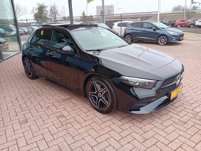 Mercedes-Benz A-KLASSE 220 4MATIC AMG Line Automaat, Zeer mooie auto full options, Dealer onderhouden, Dealer garantie tot 17-05-25, BOVAG