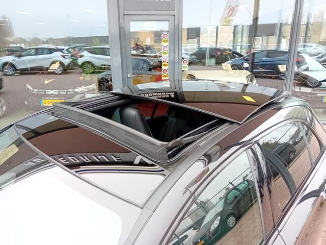 Mercedes-Benz A-KLASSE 220 4MATIC AMG Line Automaat, Zeer mooie auto full options, Dealer onderhouden, Dealer garantie tot 17-05-25, BOVAG