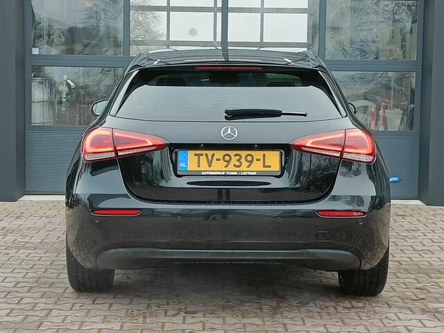 Mercedes-Benz A-KLASSE 200 Business Solution Plus Upgrade Wilde Screen, Navi, Stoelvew. LED/Xenon, Camera