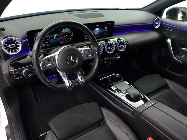 Mercedes-Benz A-KLASSE 250 AMG Premium Plus Aut- Sport Uitlaat, Panoramadak, Sfeereverlichting, Xenon Led, Stoelverwarming