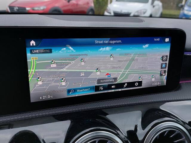 Mercedes-Benz A-KLASSE 250e Plug-In Hybrid Luxury Line | Origineel NL | Navi | Apple Carplay+Android Auto | Clima | Cruise | Stoelverwarming | Pdc V+A+Assist+Camera | Privacy Glass | 17''lm