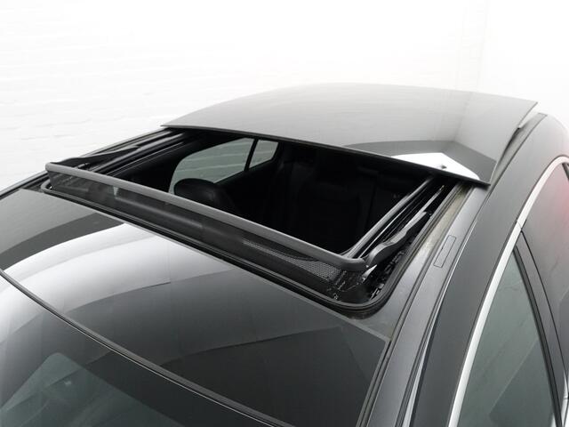 Mercedes-Benz A-KLASSE 200 AMG Prestige Aut- Panodak, Sport Interieur, Xenon Led, Park Assist, Camera, Stoelverwarming