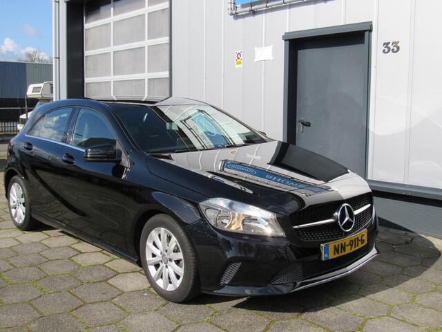 Mercedes-Benz A-KLASSE 180 Business Solution