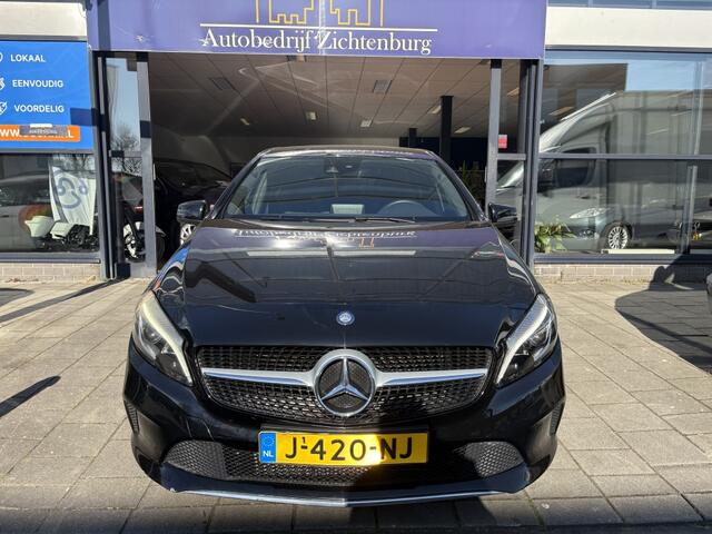 Mercedes-Benz A-KLASSE 160 AMG Night Ed.