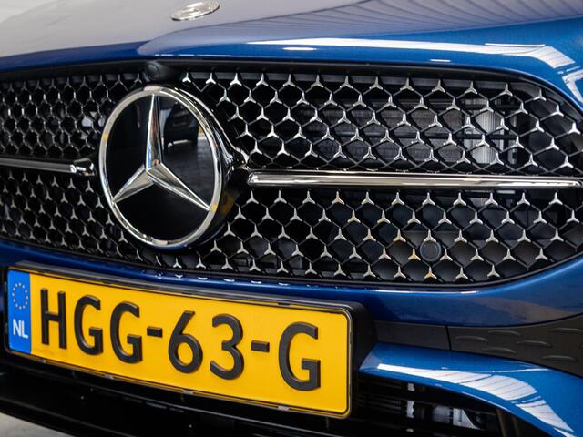 Mercedes-Benz A-KLASSE Hatchback 180 Star Edition AMG Line Panorama dak