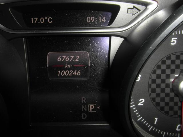 Mercedes-Benz A-KLASSE 180 Business Solution AMG Inclusief Afleveringskosten