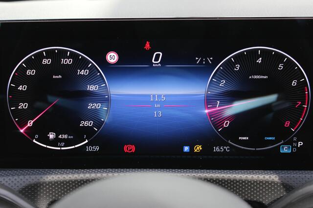 Mercedes-Benz A-KLASSE Limousine 180 Star Edition Panorama dak