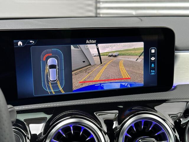 Mercedes-Benz A-KLASSE 250 e AMG Line | Night Pakket | Apple CarPlay | Android Auto | Sfeerverlichting | Stoelverwarming | Achteruitrijcamera | Parkeersensoren | Elektrisch Inklapbare Buitenspiegels