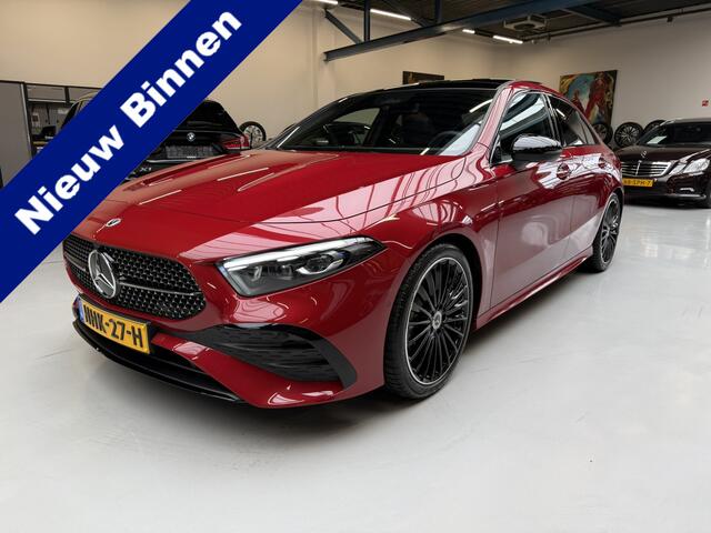 Mercedes-Benz A-KLASSE 180 Star Edition AMG Line 19 Inch Panoramadak Trekhaak Achteruitrijcamera