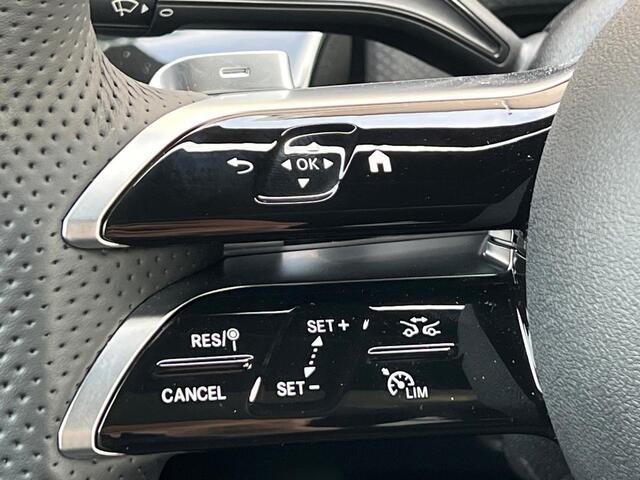 Mercedes-Benz A-KLASSE 200 AMG Line | Panoramadak | Burmester Surround Sound | Distronic Afstandsassistent | 360° Camera | Dodehoekassistent | MULTIBEAM LED Koplampen | Elektrisch Verstelbare Stoelen + Memory | Apple CarPlay | Android Auto | Sfeerverlichting