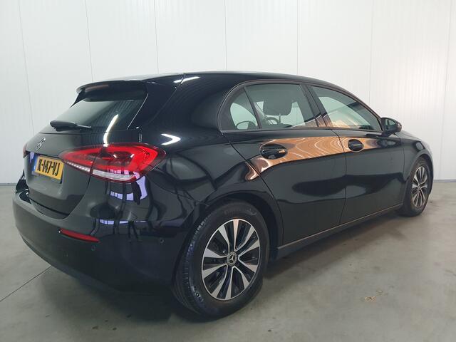 Mercedes-Benz A-KLASSE 160 Business Solution DIG.COCKPIT/NAVI/PDC/LED/LMV