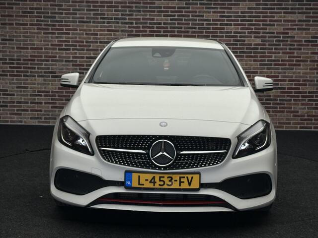 Mercedes-Benz A-KLASSE 250 Sport AMG Pakket Stoelverwarming Automaat Harman Kardon