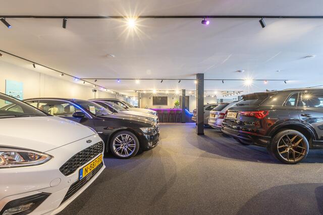 Mercedes-Benz A-KLASSE 250 Sport AMG Pakket Stoelverwarming Automaat Harman Kardon