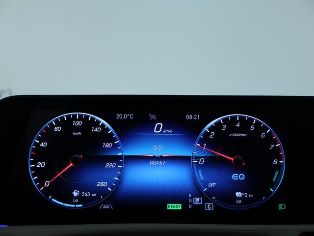 Mercedes-Benz A-KLASSE 250 e Plug-In Hybride | Panoramadak | Achteruitrijcamera | Multibeam | Sfeerverlichting | Inclusief 24 maanden MB Certified garantie voor Europa.