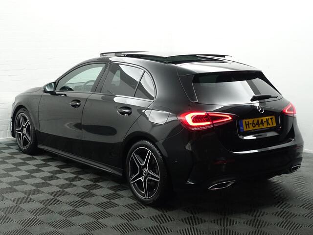 Mercedes-Benz A-KLASSE 180 AMG Night Edition Aut- Panodak, Sport Interieur, Xenon Led, Camera, Stoelverwarming, Navi
