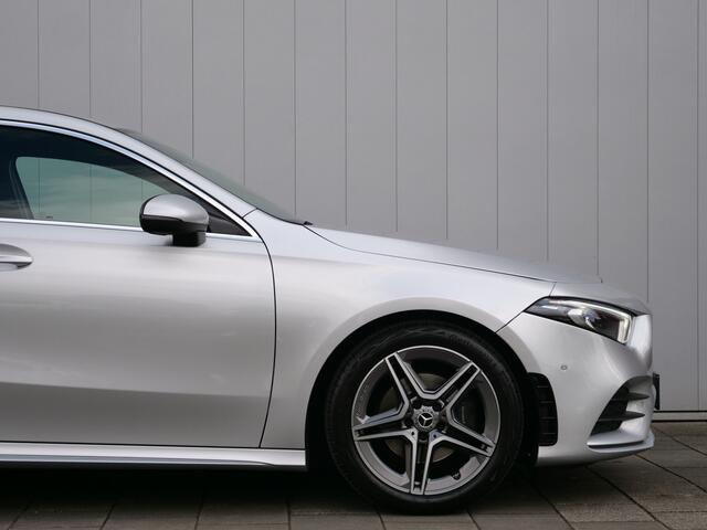 Mercedes-Benz A-KLASSE 200 164pk Luxury Line AUTOMAAT AMG-styling / LED-koplampen / Camera