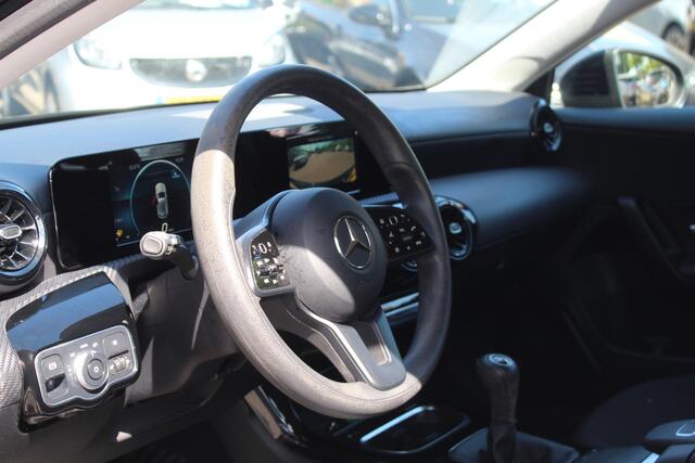 Mercedes-Benz A-KLASSE 160//Navi//Cruise//Camera!!