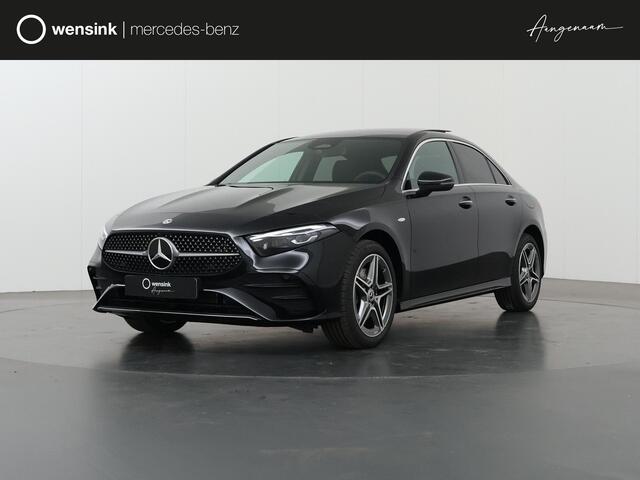 Mercedes-Benz A-KLASSE 250 e Business Solution AMG | Panoramadak | Sfeerverlichting | Donder getinte ramen |