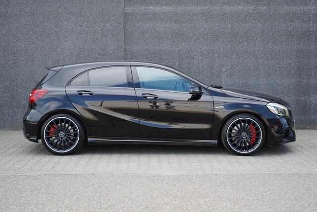 Mercedes-Benz A-KLASSE AMG 45 4MATIC facelift / Camera/ Carplay/ Sportuitlaat!