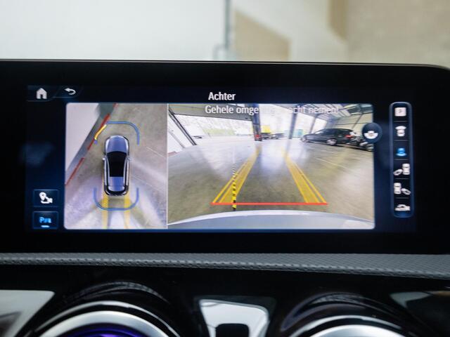 Mercedes-Benz A-KLASSE Hatchback 180 Star Edition AMG Line Premium PLUS | Panorama dak