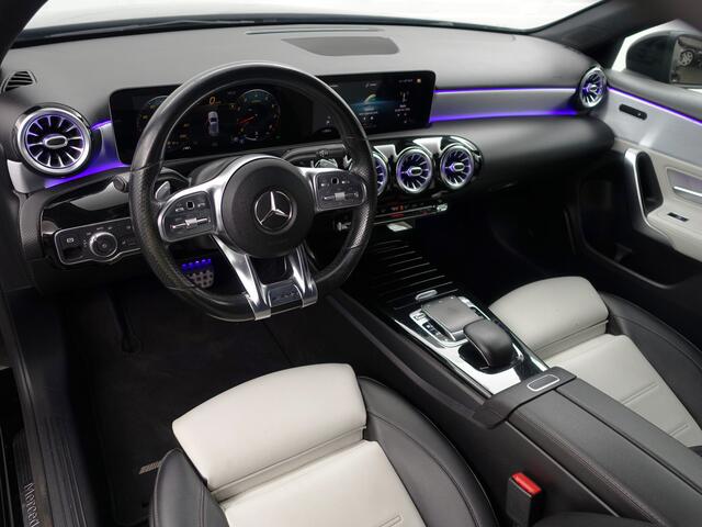 Mercedes-Benz A-KLASSE 250 AMG Premium Plus Aut- Panoramadak, Sfeerverlichting, Two Tone Sport Leder Interieur, Xenon Led, Night Package