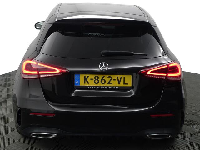 Mercedes-Benz A-KLASSE 250 AMG Premium Plus Aut- Panoramadak, Sfeerverlichting, Two Tone Sport Leder Interieur, Xenon Led, Night Package