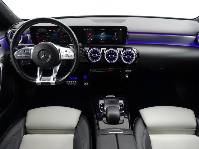 Mercedes-Benz A-KLASSE 250 AMG Premium Plus Aut- Panoramadak, Sfeerverlichting, Two Tone Sport Leder Interieur, Xenon Led, Night Package