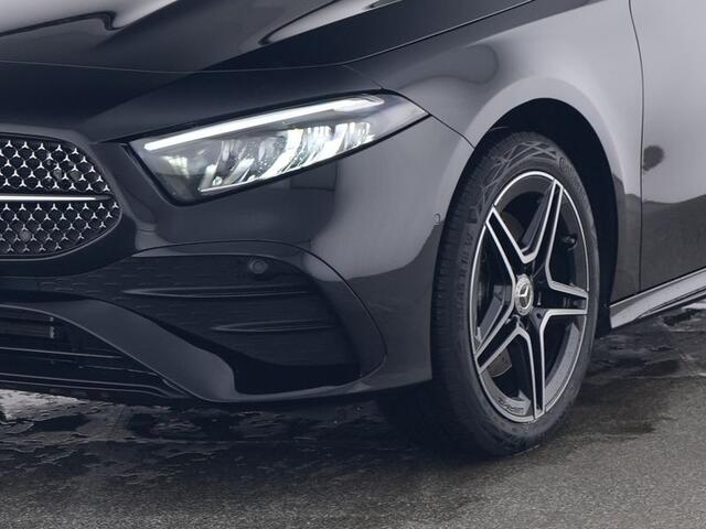 Mercedes-Benz A-KLASSE 250 e AMG Face Lift Plug-In Hybride AMG Line Advanced Plus | Night Pakket | 11kW Laden | Stuur en Stoelverwarming. Inclusief 24 maanden MB Certified garantie voor Europa.