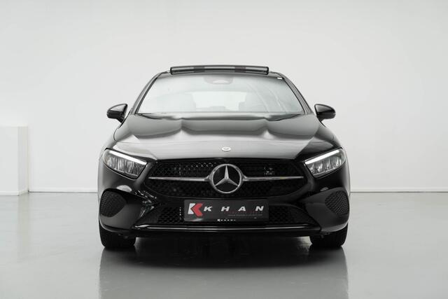 Mercedes-Benz A-KLASSE 250 e Business Solution |Pano|Dodehoek|Unieke Bekleding|