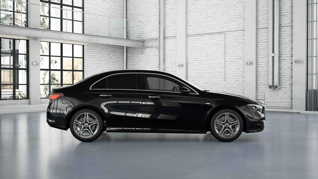 Mercedes-Benz A-KLASSE Limousine 250e Business Solution AMG Panorama dak