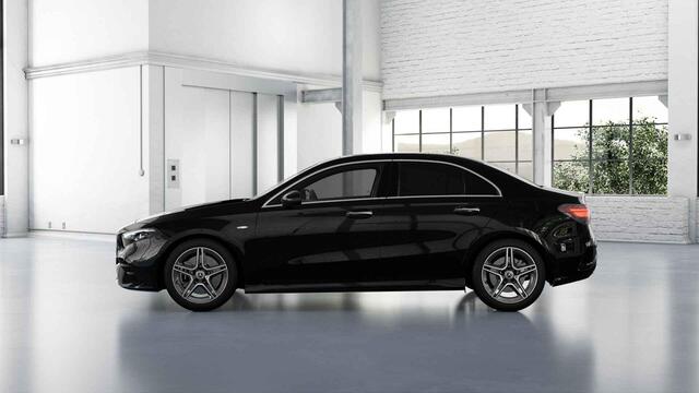 Mercedes-Benz A-KLASSE Limousine 250e Business Solution AMG Panorama dak