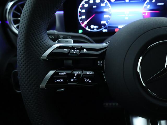 Mercedes-Benz A-KLASSE 180 Business Solution AMG | AMG Line Plus pakket | Nightpakket | Parkeerpakket met 360°-camera | KEYLESS GO | Extra USB-poorten | MULTIBEAM LED | Head-up display | Dodehoekassistent |