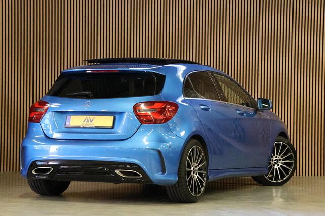 Mercedes-Benz A-KLASSE 180 AMG | Panoramadak | CarPlay | Camera | Dodehoekdetectie | Stoelverwarming | PDC V+A | Alcantara/Lederen bekleding | LED Koplampen | Command Online | Dealer onderhouden | Nieuwe APK
