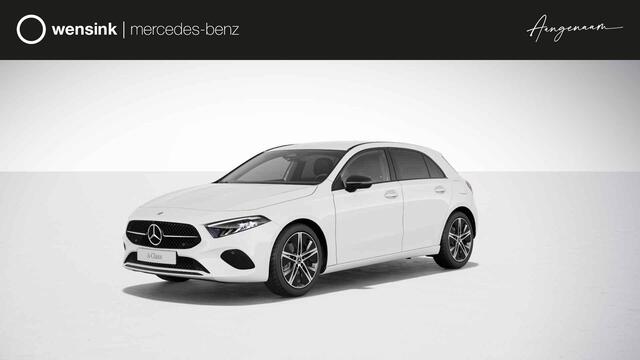 Mercedes-Benz A-KLASSE 180 Star Edition Luxury Line LIMITED | Trekhaak | Dodehoekassistent | 18" lichtmetalen velgen