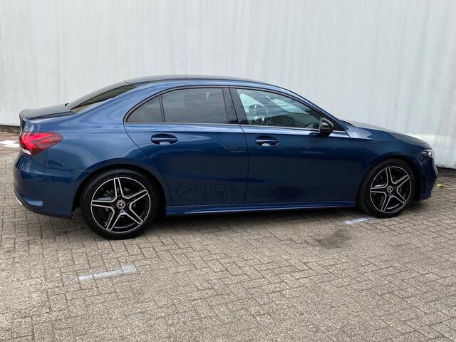Mercedes-Benz A-KLASSE 180 Business Solution AMG /Night pakket +Sfeerv.