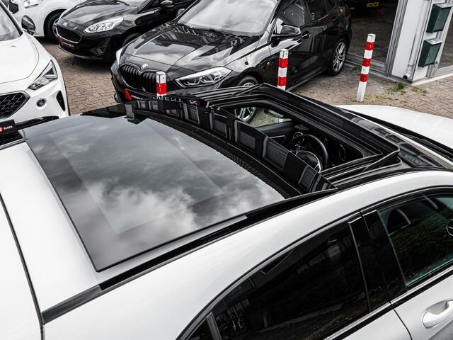 Mercedes-Benz A-KLASSE 180 Ambition AMG PANO CAMERA LED NIGHT PAKKET 18 INCH