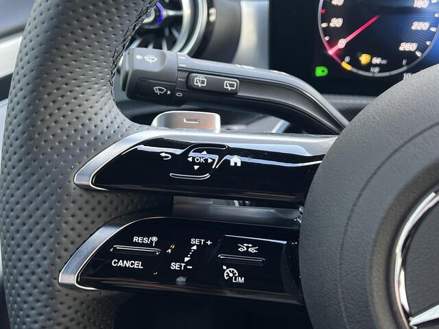 Mercedes-Benz A-KLASSE 180 Business Solution AMG | AMG Plus Pakket | Night Pakket | Panoramadak | Elektrisch Verstelbare Stoelen + Memory | 360° Camera | Head-up Display | Dodehoekassistent | Advanced Sound System | Stoelverwarming | Apple CarPlay | Android Auto