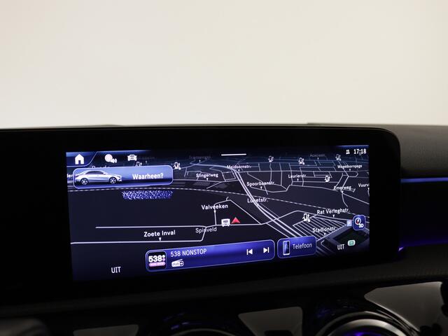 Mercedes-Benz A-KLASSE 250 e AMG NIghtpakket | Distronic | Keyless Go | Dode Hoek Ass | Sfeerverlichting | Alarm | Parkeerpakket met Camera | Inclusief 24 maanden Mercedes-Benz Certified garantie voor Europa.